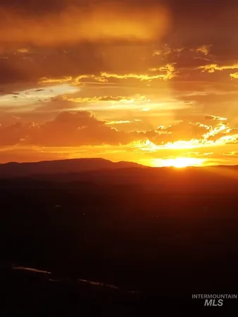 $1,179,900 | 5631 Sunset Road, Fruitland, ID 83619