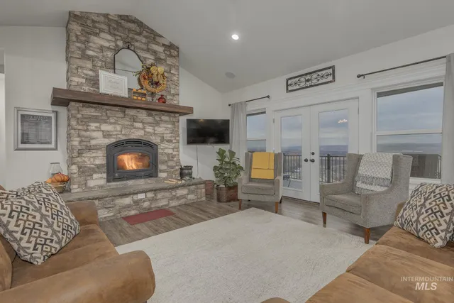 $1,199,000 | 5631 Sunset Road, Fruitland, ID 83619