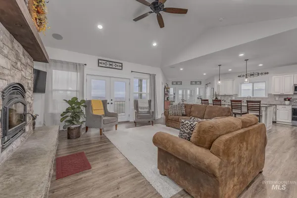 $1,179,900 | 5631 Sunset Road, Fruitland, ID 83619