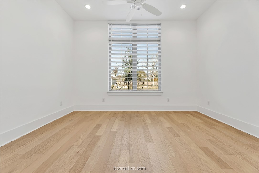 7044 Skipping Rock Path Bryan, TX 77808 - Photo 23 of 31 Photos depict previous Scarlett home. Selections and finishes may vary; please contact an RNL sales team for the latest information on this home.