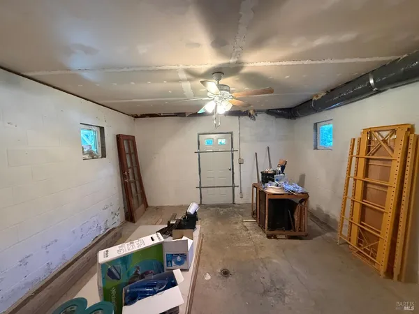 $349,000 | 46960 Fox Rock Road, Laytonville, CA 95454