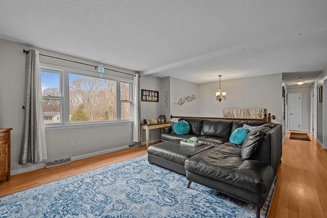 $579,900 | 35 Robin Hollow Lane, Westerly, RI 02891