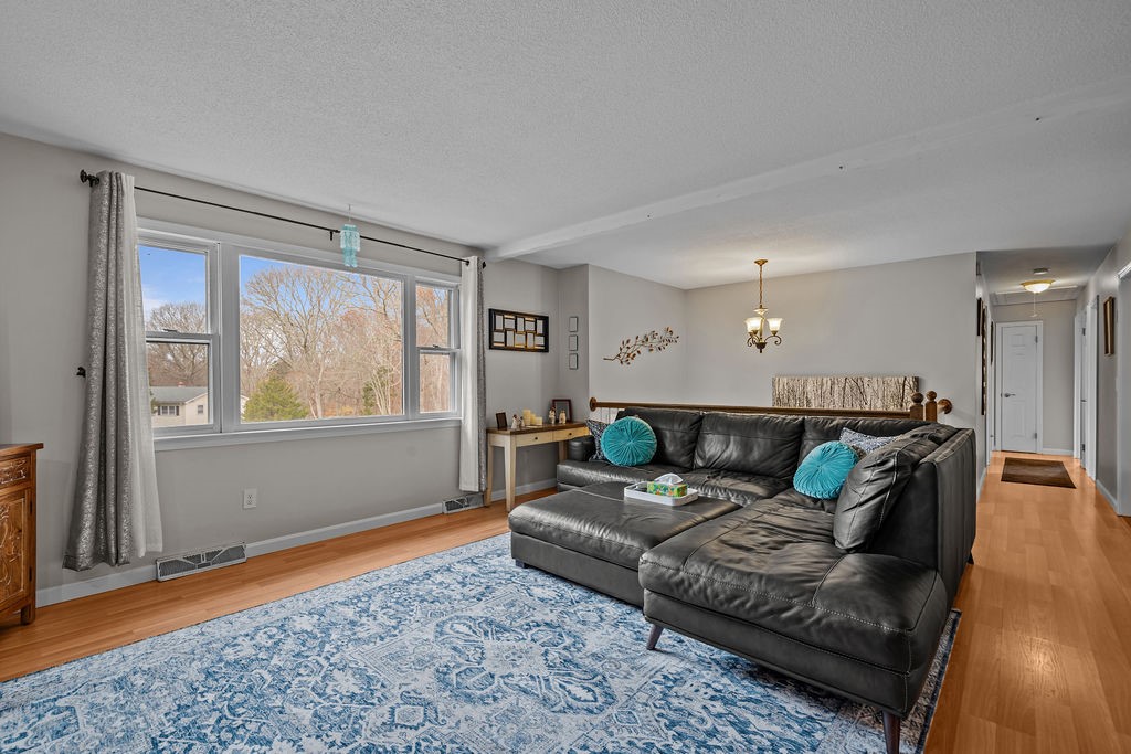 35 Robin Hollow Lane Westerly, RI 02891 - Photo 11 of 31