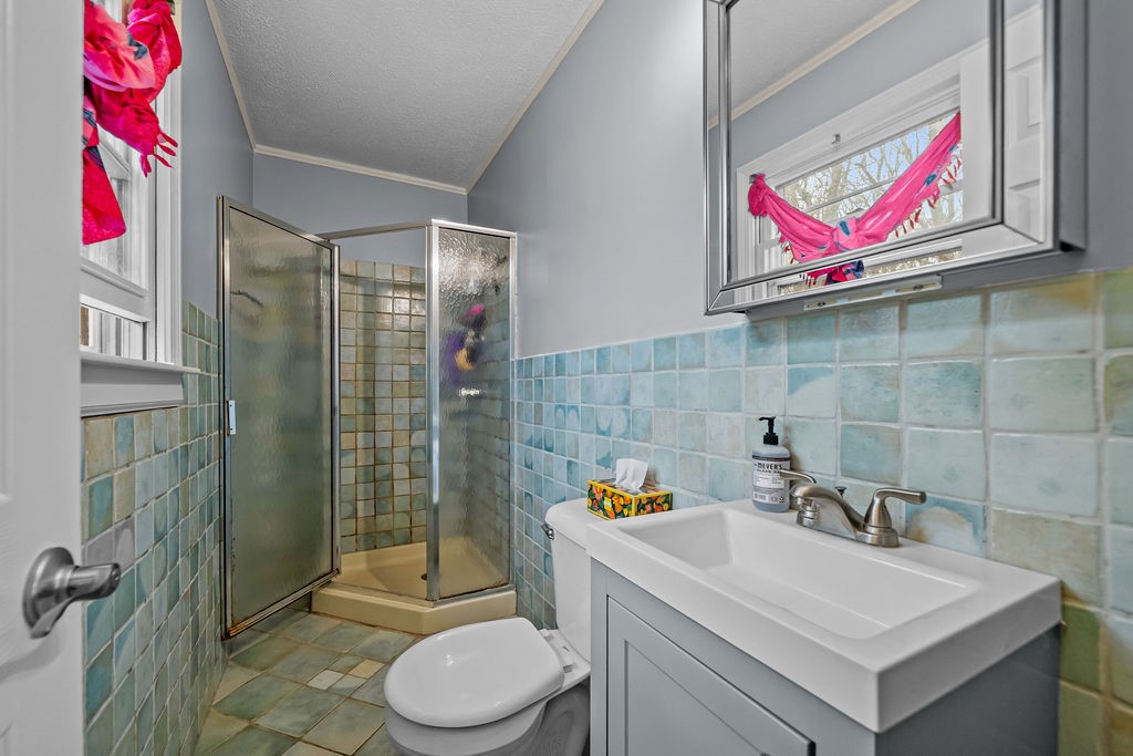 35 Robin Hollow Lane Westerly, RI 02891 - Photo 23 of 31