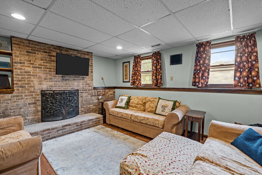 35 Robin Hollow Lane Westerly, RI 02891 - Photo 25 of 31