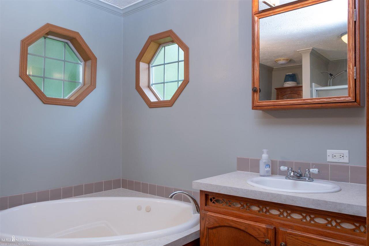 13810 South State Road Perry, MI 48872 - Photo 10 of 27
