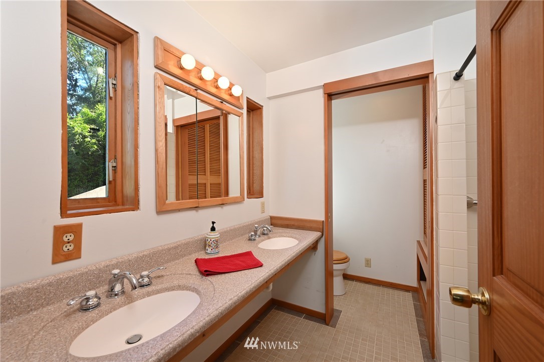 23806 23rd Avenue West Bothell, WA 98021 - Photo 16 of 37