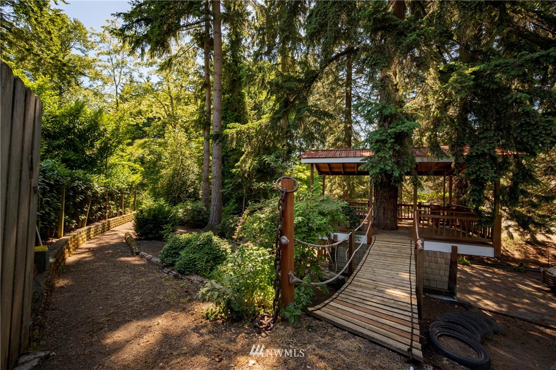 23806 23rd Avenue West Bothell, WA 98021 - Photo 34 of 37