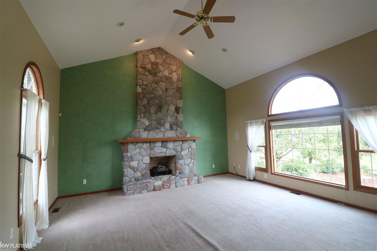21321 31 Mile Road Ray, MI 48096 - Photo 8 of 28 31387092-7.JPG