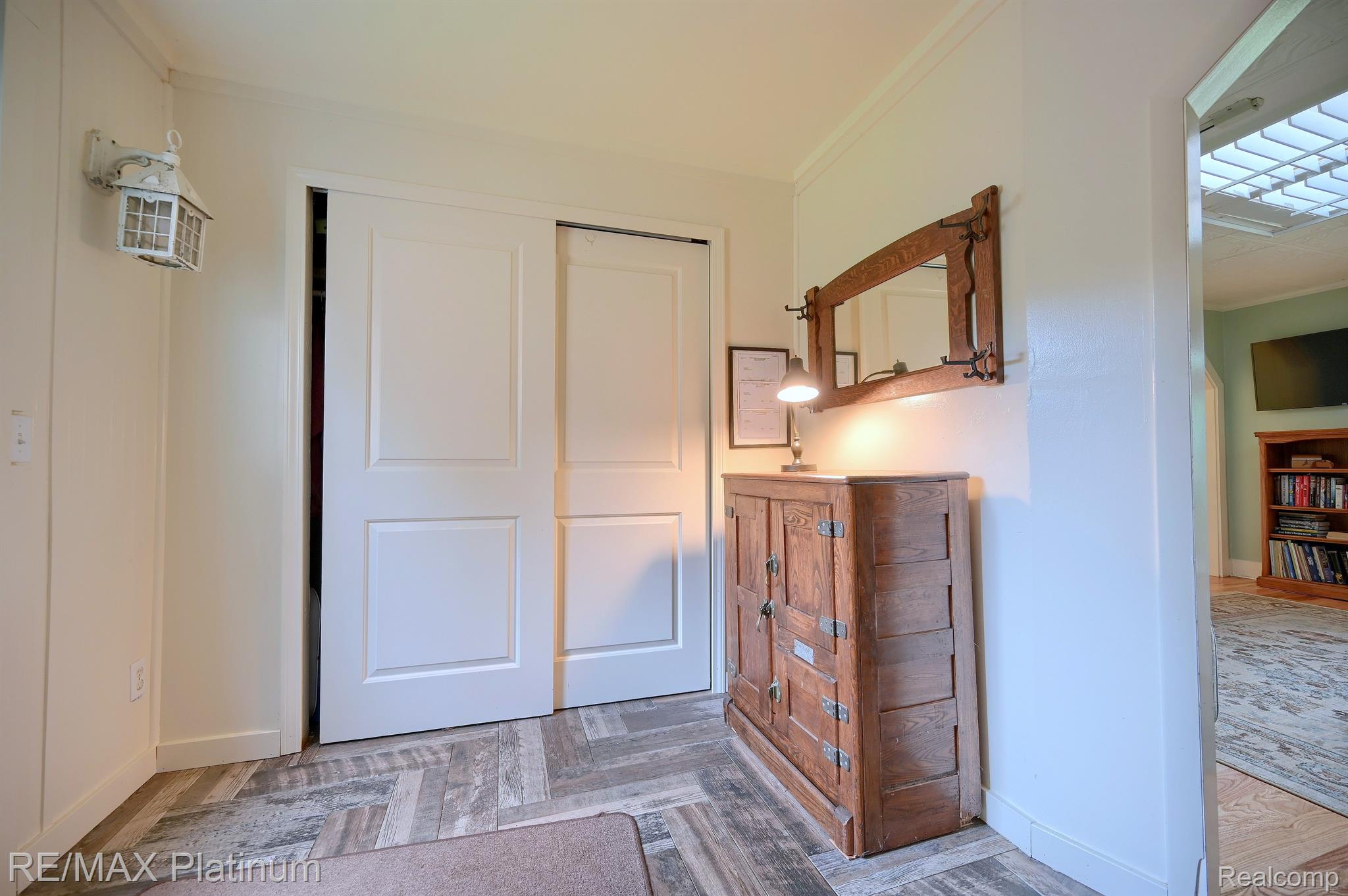 5799 Warner Road Fowlerville, MI 48836 - Photo 22 of 40 MUD ROOM VIEW 2