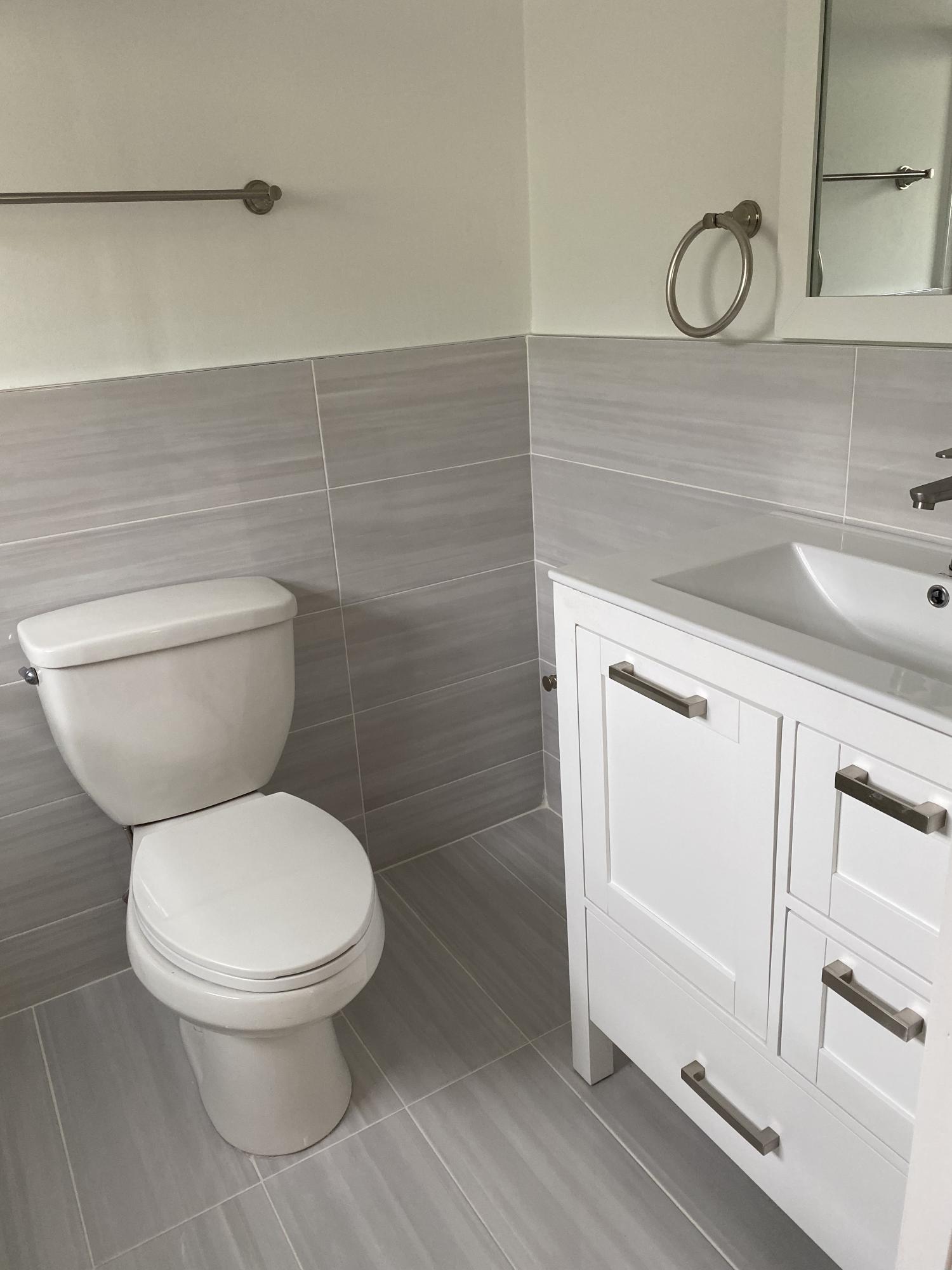9319 Southwest 1st Place Boca Raton, FL 33428 - Photo 9 of 15 MASTER BATH2