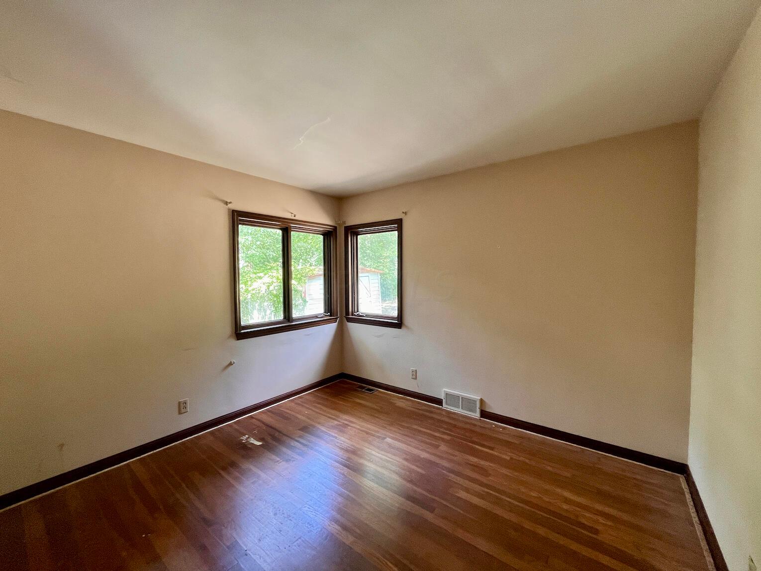 7123 Riverside Drive Powell, OH 43065 - Photo 16 of 29 7123 Riverside Dr-#22
