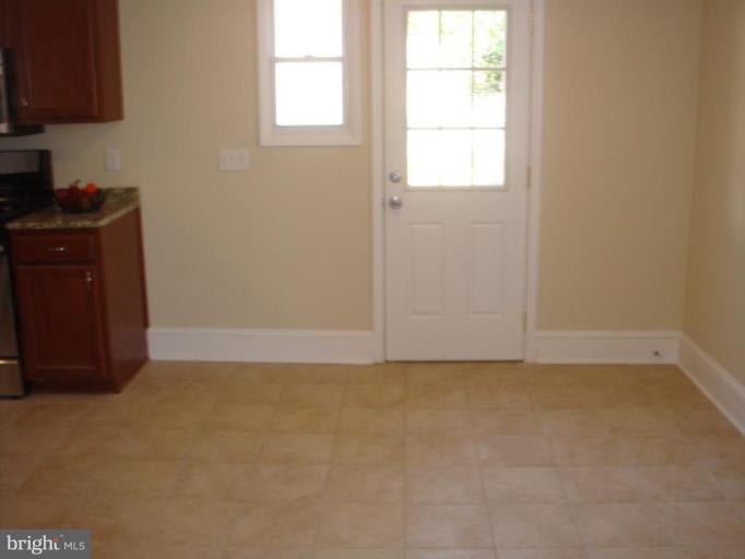 621 Aldershot Road Baltimore, MD 21229 - Photo 11 of 20 Kitchen #3