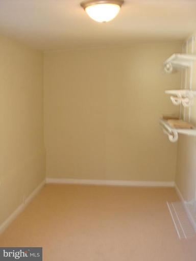 621 Aldershot Road Baltimore, MD 21229 - Photo 18 of 20 Unique #1