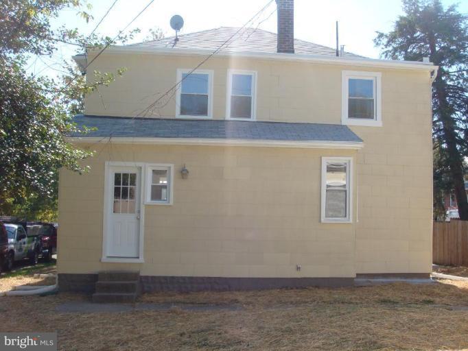 621 Aldershot Road Baltimore, MD 21229 - Photo 19 of 20 Exterior (Rear)
