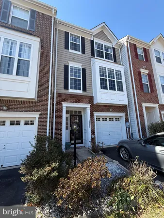 $2,950 | 14263 Legend Glen Court, Gainesville, VA 20155