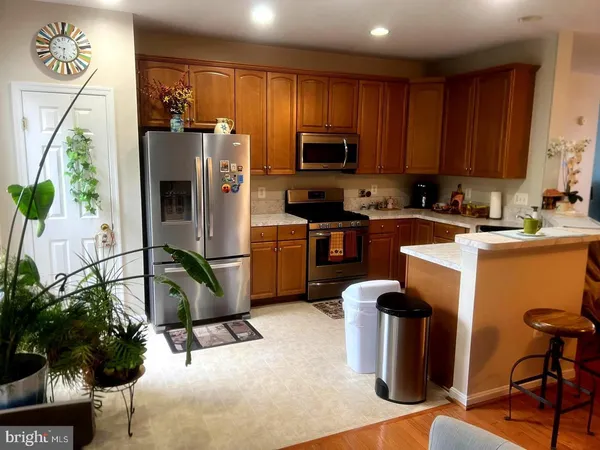 $2,950 | 14263 Legend Glen Court, Gainesville, VA 20155