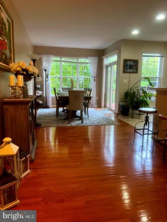 $2,950 | 14263 Legend Glen Court, Gainesville, VA 20155