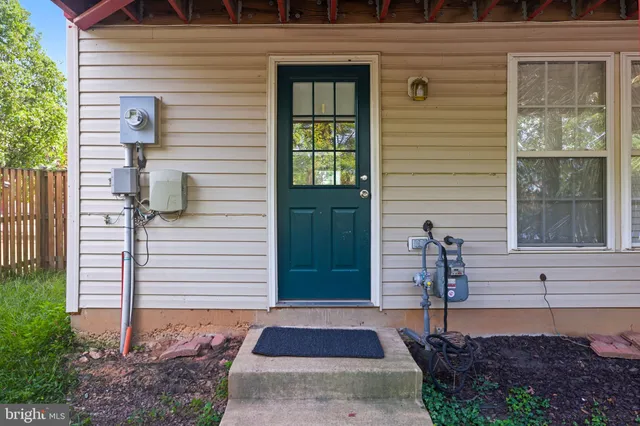 a view of entryway with stairs