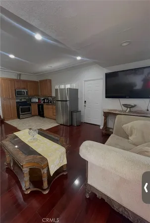 $3,300 | 620 North Janss Way, Unit 2, Anaheim, CA 92805