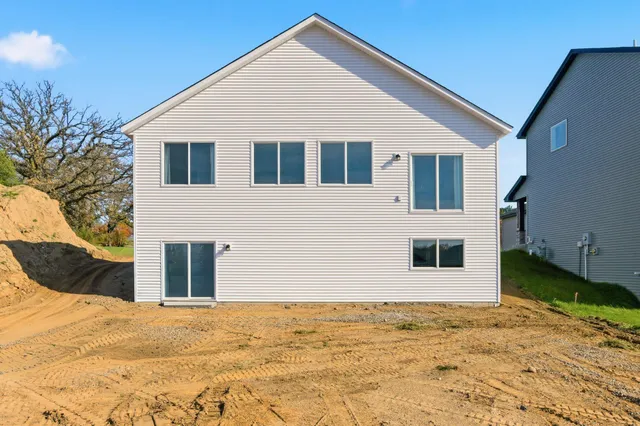 $399,900 | 11492 37th Avenue Southeast, Becker, MN 55308