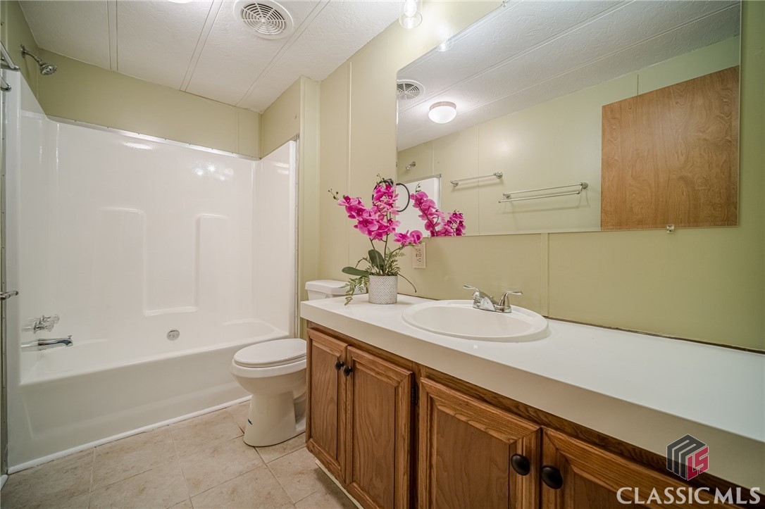 3520 Haynes Ridge Road Northeast Loganville, GA 30052 - Photo 31 of 47 Gallery Image 31