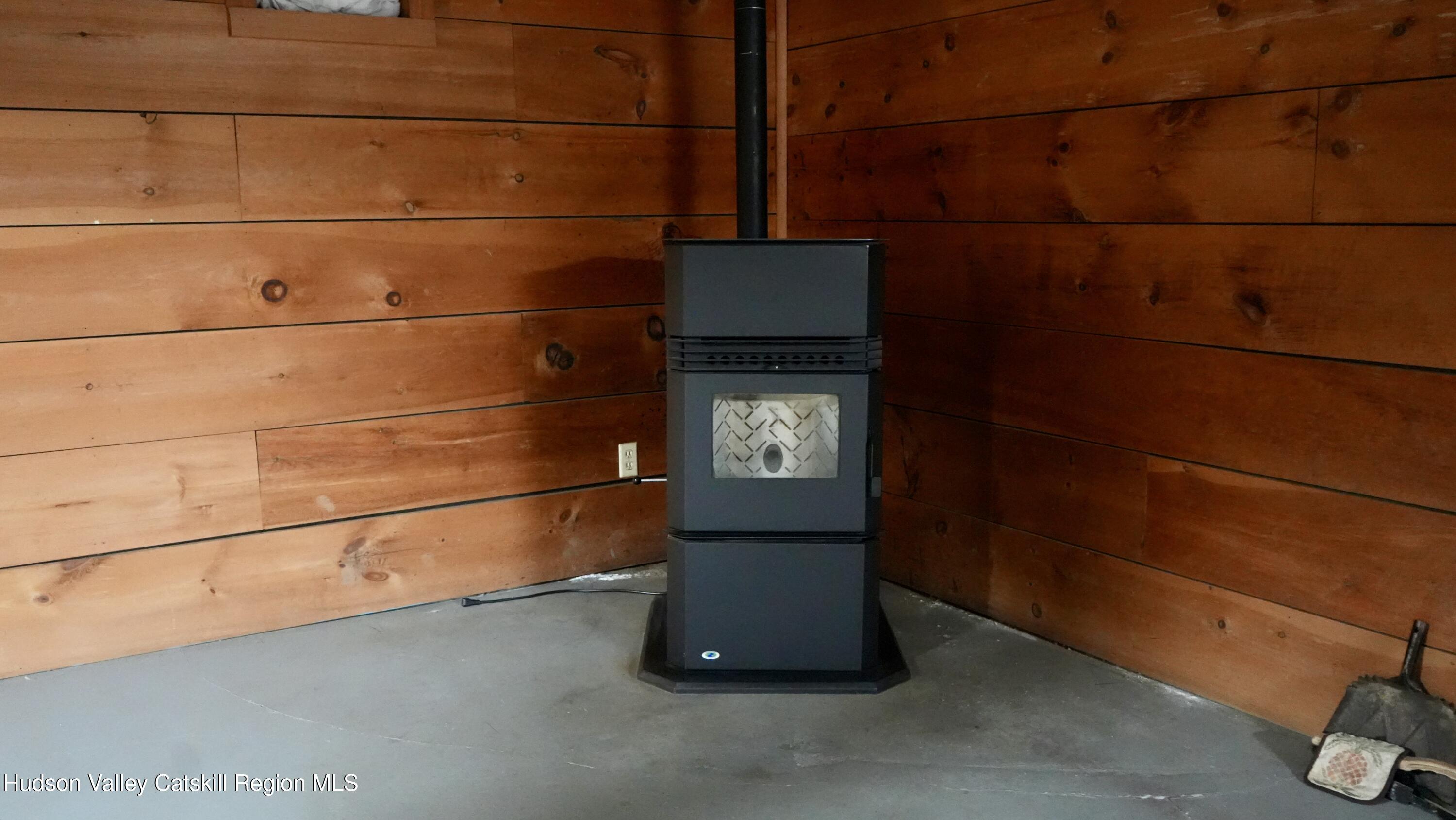 380 Easy Street Catskill, NY 12414 - Photo 45 of 57 a room with a walk in closet and a window