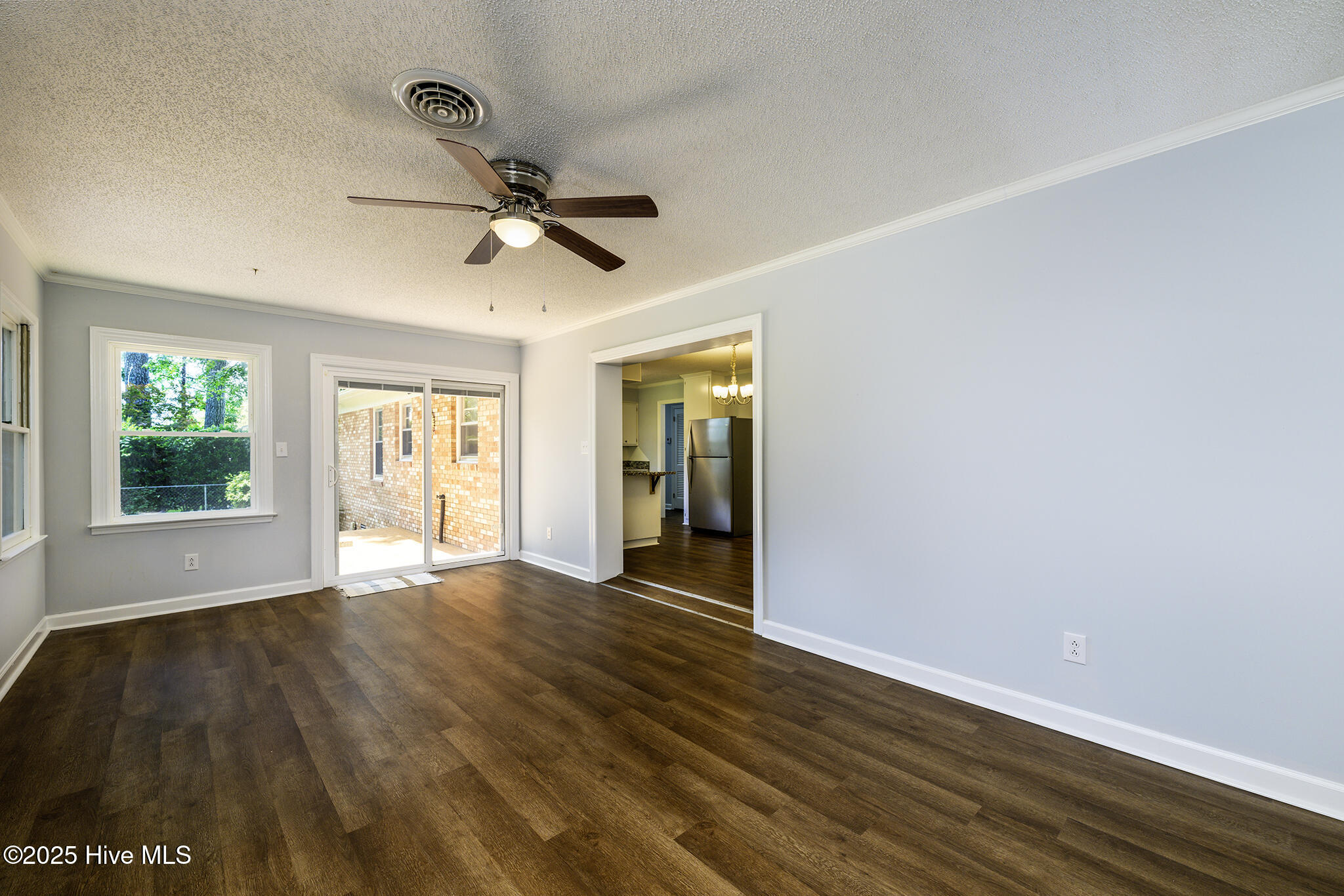 429 Swiss Road New Bern, NC 28560 - Photo 3 of 47 Great Room