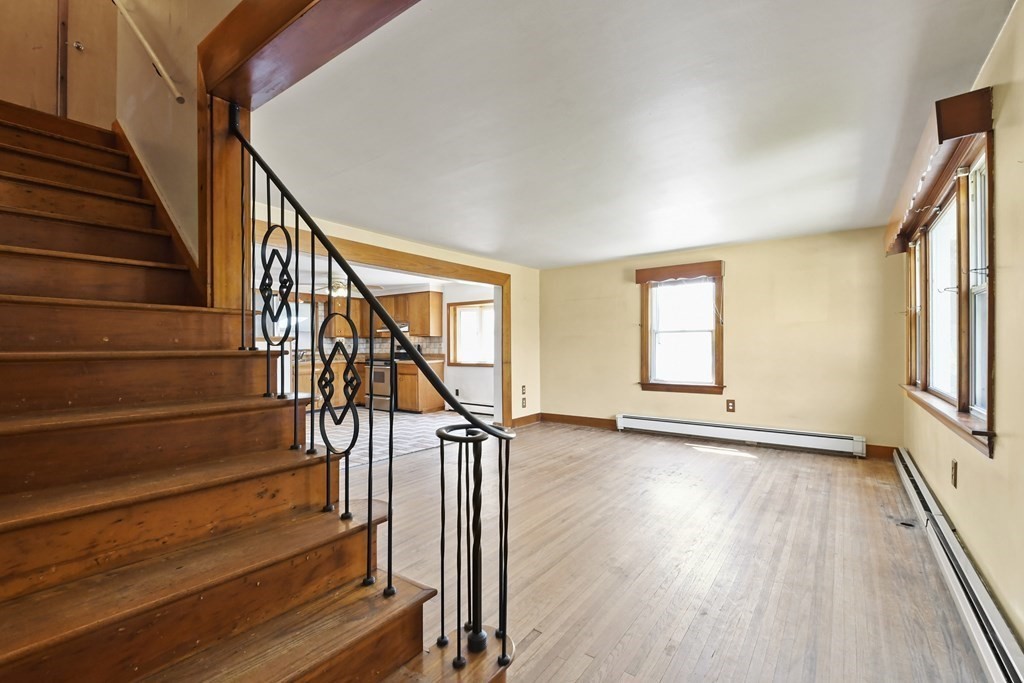 41 Clara Barton Road Oxford, MA 01537 - Photo 13 of 24 Gallery Image 13