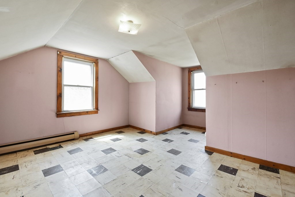 41 Clara Barton Road Oxford, MA 01537 - Photo 18 of 24 Gallery Image 18