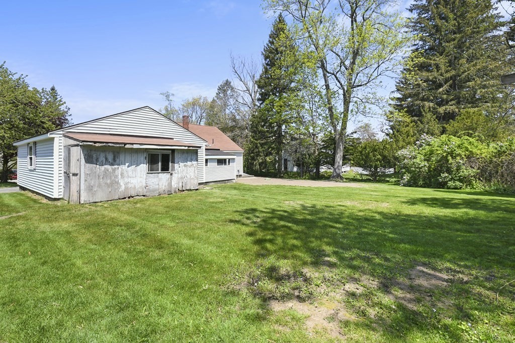 41 Clara Barton Road Oxford, MA 01537 - Photo 23 of 24 Gallery Image 23