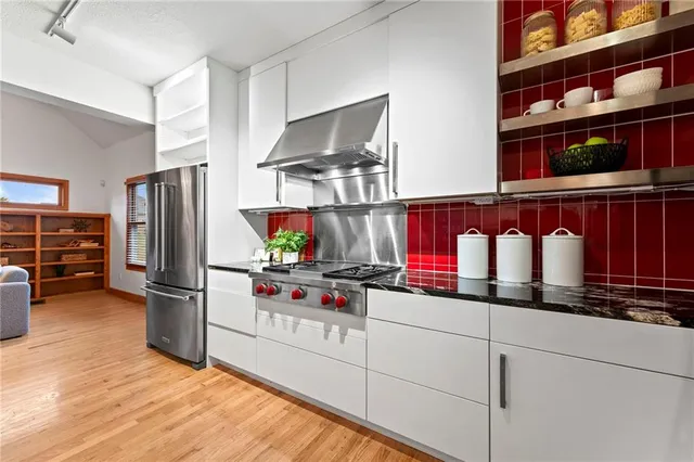 $820,000 | 4213 Northeast Kennesaw Ridge, Lee's Summit, MO 64064