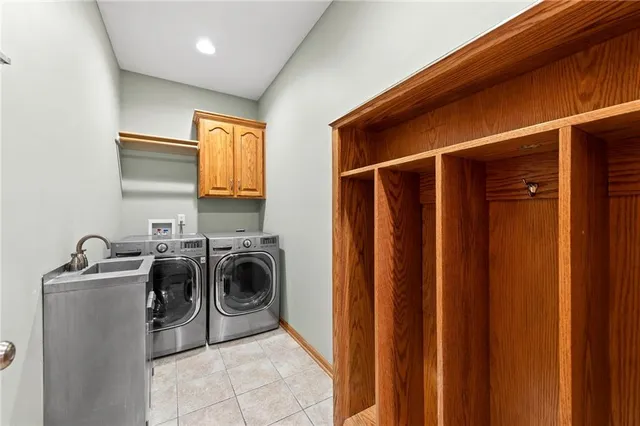 $820,000 | 4213 Northeast Kennesaw Ridge, Lee's Summit, MO 64064