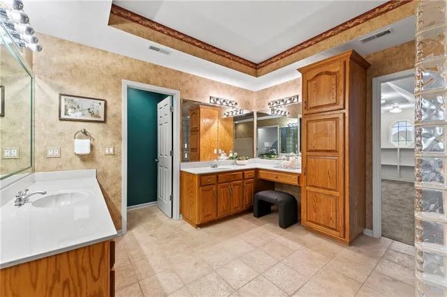 $820,000 | 4213 Northeast Kennesaw Ridge, Lee's Summit, MO 64064