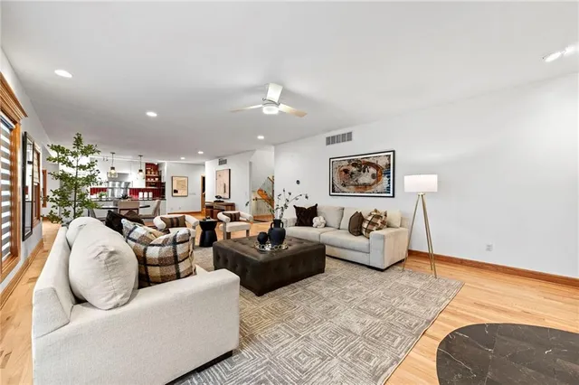 $820,000 | 4213 Northeast Kennesaw Ridge, Lee's Summit, MO 64064