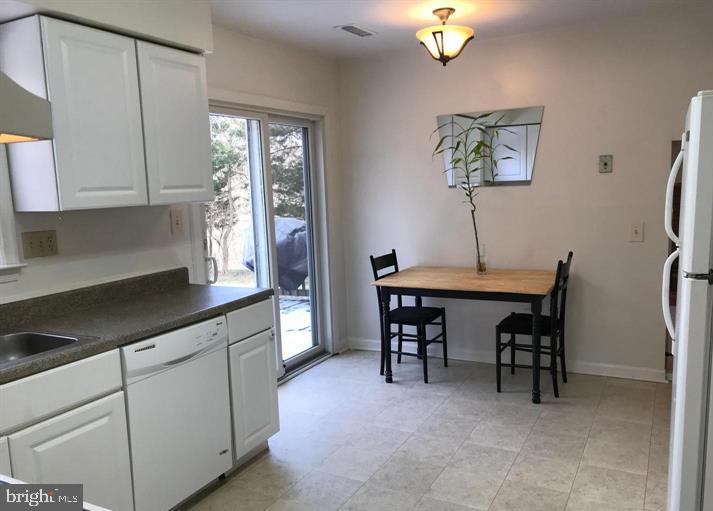 2140 Countryside Drive Silver Spring, MD 20905 - Photo 3 of 15