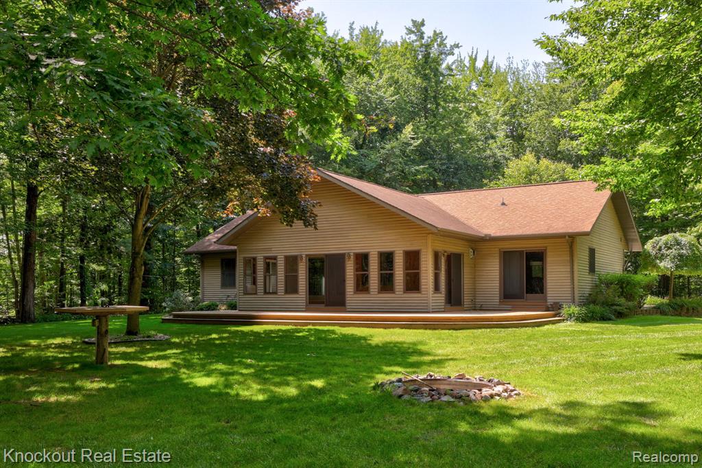 3901 Hanes Road Vassar, MI 48768 - Photo 5 of 71