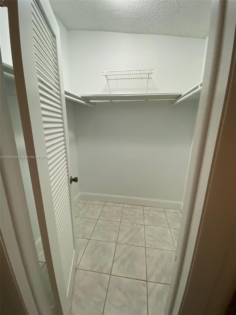 10478 Southwest 75th Lane Miami, FL 33173 - Photo 27 of 45