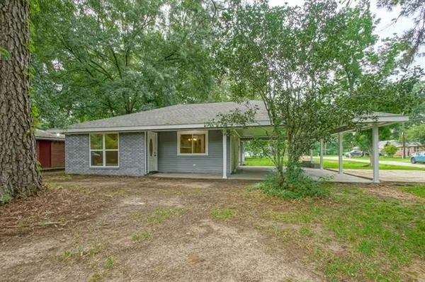 $1,800 | 42164 Garden Drive, Ponchatoula, LA 70454