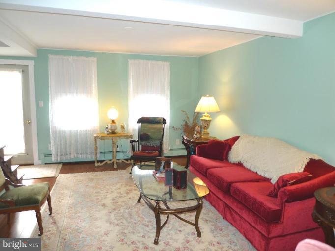4957 Middleburg Road Taneytown, MD 21787 - Photo 3 of 14 Living Room