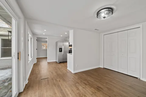 $649,900 | 132 Fontana Avenue, Fontana, WI 53125