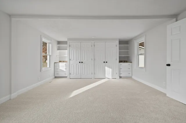 $649,900 | 132 Fontana Avenue, Fontana, WI 53125