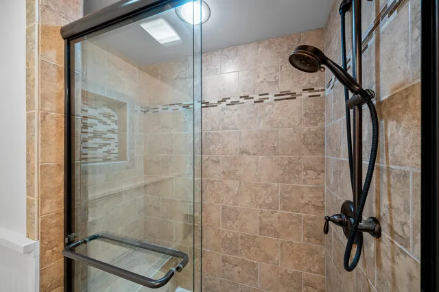 $649,900 | 132 Fontana Avenue, Fontana, WI 53125