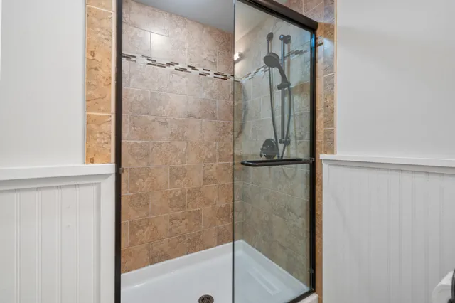 $649,900 | 132 Fontana Avenue, Fontana, WI 53125