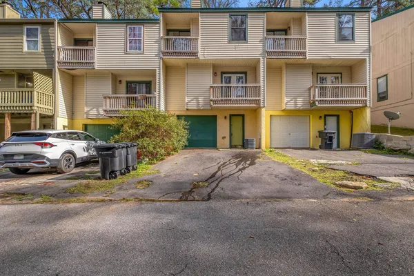 $179,000 | 1208 Cross Creek Way, Unit 2, Tallahassee, FL 32301