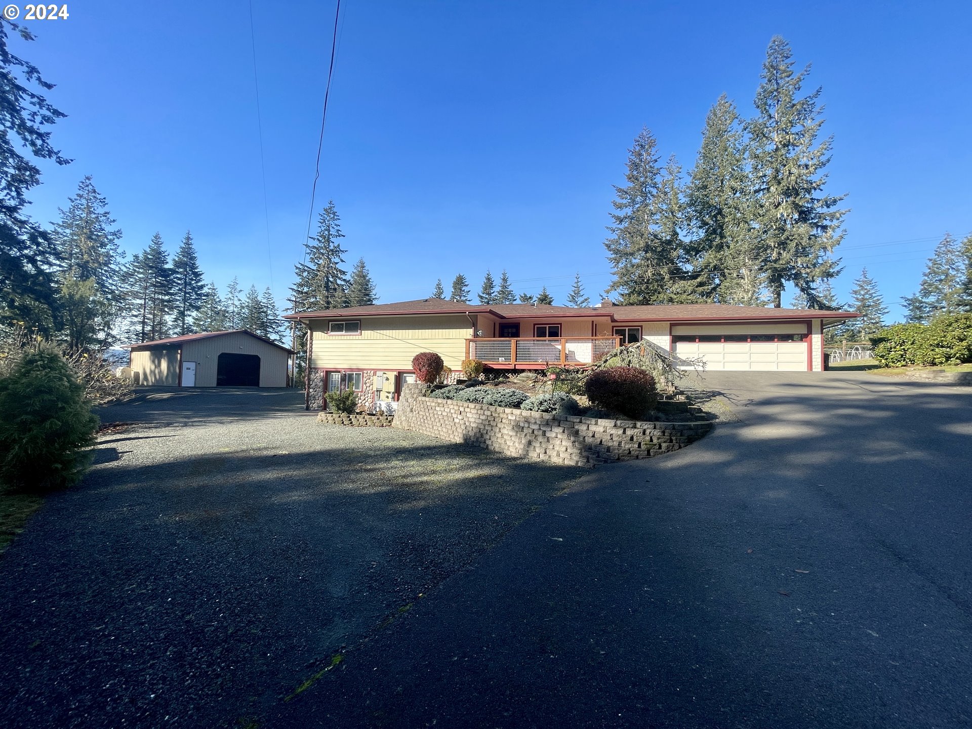 54866 Robinson Road Coquille, OR 97423 - Photo 2 of 48 Gallery Image 2