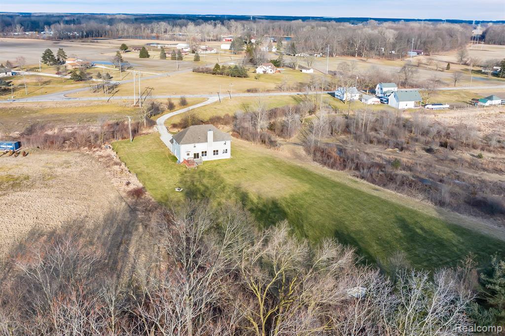 2077 Heiss Road Monroe, MI 48162 - Photo 16 of 45