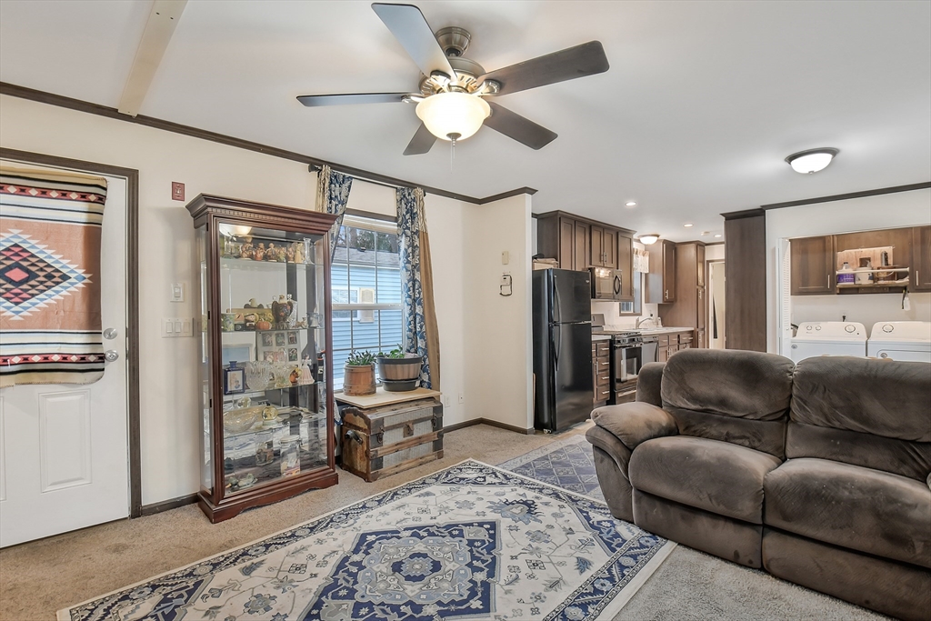 25 Groton School Road, Unit 23 Ayer, MA 01432 - Photo 7 of 26