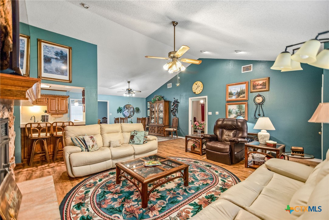 540 Royal Road Port Lavaca, TX 77979 - Photo 7 of 32