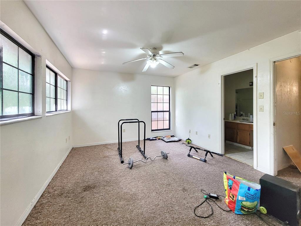 931 Southwest 57 Terrace Gainesville, FL 32607 - Photo 22 of 29 Gallery Image 22